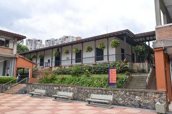 Los 120 años del colegio La Enseñanza