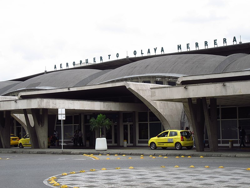 El aeropuerto Olaya Herrera está cerrado