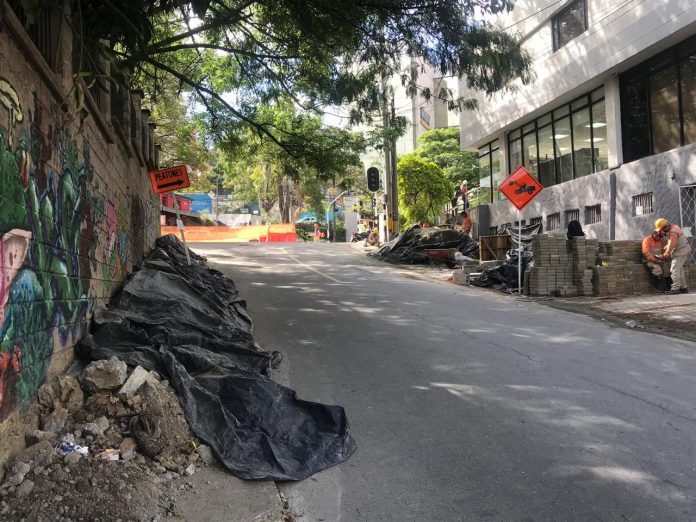 Cruce avenida El Poblado con calle 11A