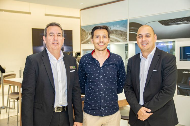 Luis Miguel Olguin, Felipe Vallejo y Diego Bedoya