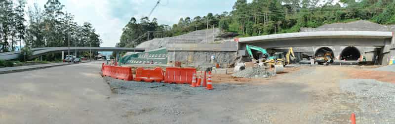 Túnel de Oriente