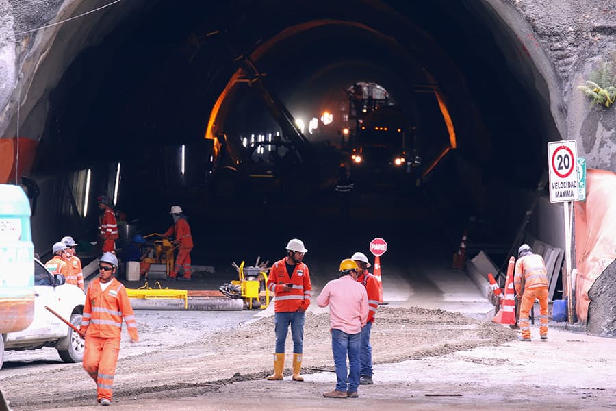 Túnel de Oriente