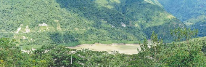con-los-pies-en-la-tierra