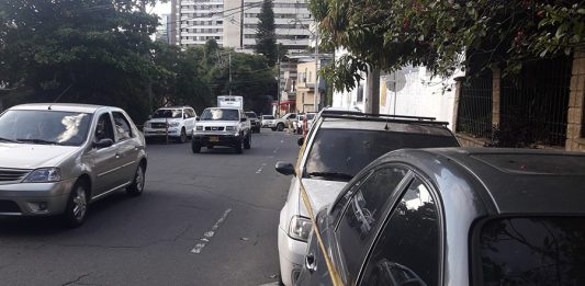 Policía taco Movilidad en Manila