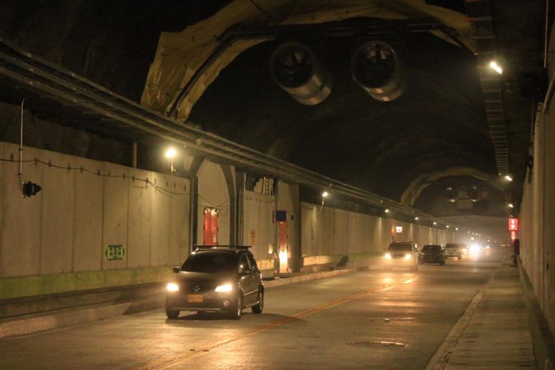 Túnel de Oriente