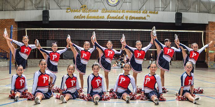 porristas-01-696x348
