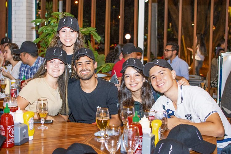 Quinto local de Home Burgers en Medellín - Periódico Vivir ...