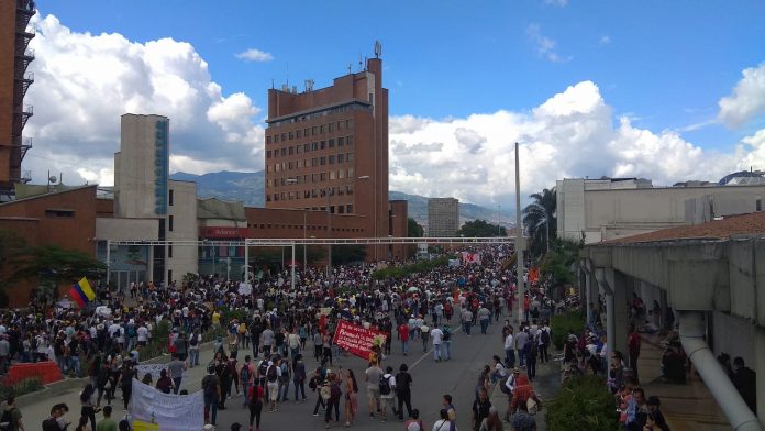 marcha del 4 de diciembre en Medellín