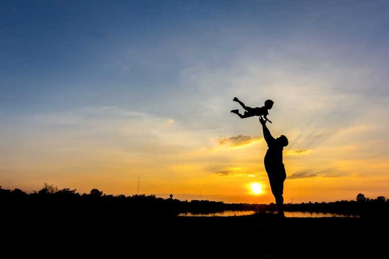 Niños autónomos y responsables de sí mismos