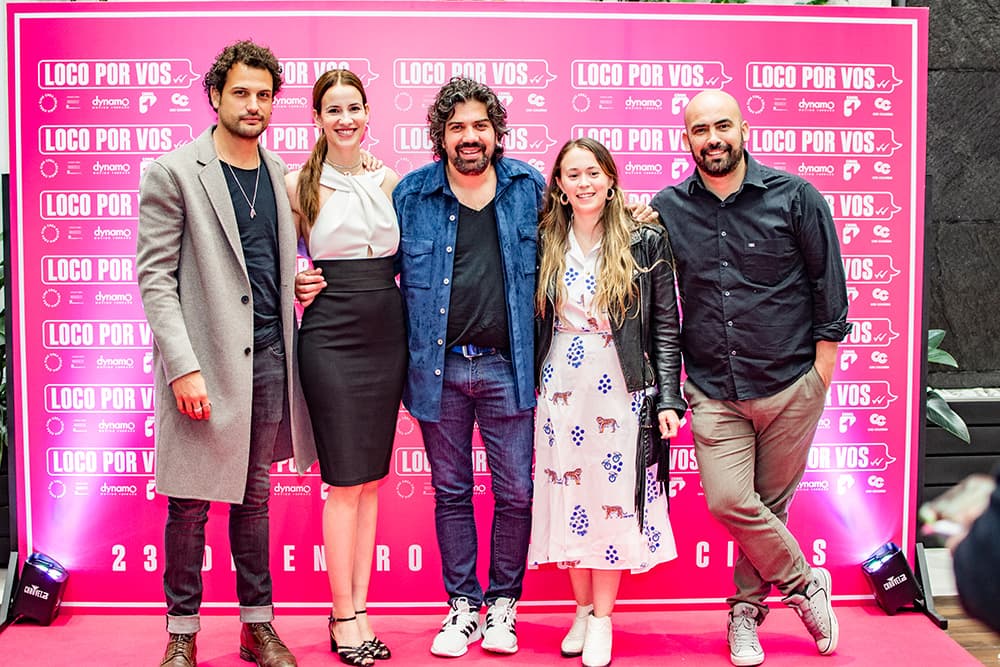 Premiere de Loco por vos Roberto urbina, Laura Londoño y productores