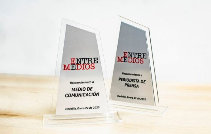 Premios Premios Entre Medios