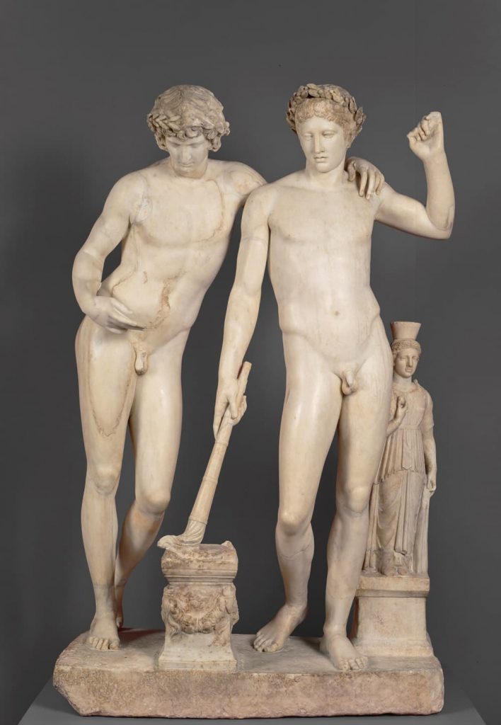 Orestes y Pílades o Grupo de San Ildefonso Hacia 10 a.C.. Mármol blanco de Carrara, 161 x 106 cm.