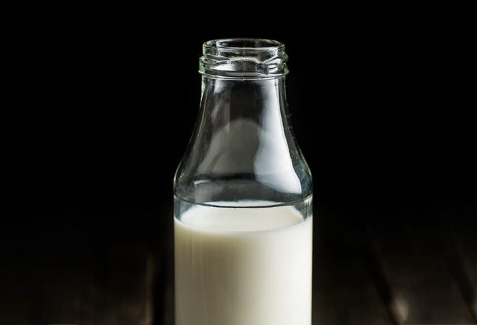 Iniciativa de Colanta con la botella de vidrio es interesante Iniciativa de Colanta con la botella de vidrio es interesante