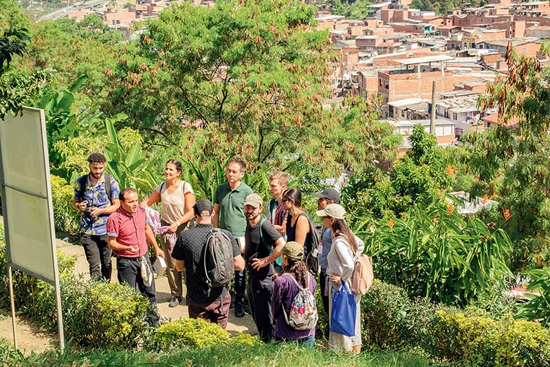 PEAK Urban transformación urbana