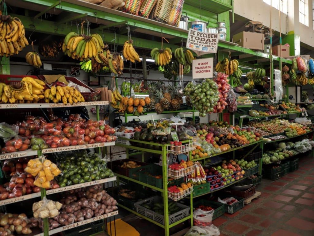 pico y cédula para comprar víveres