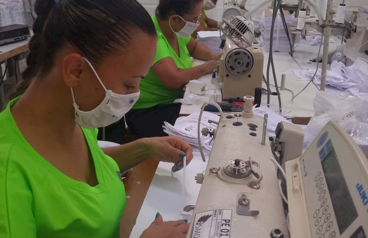 Grupo Éxito y sus proveedores producirán 20 millones de mascarillas