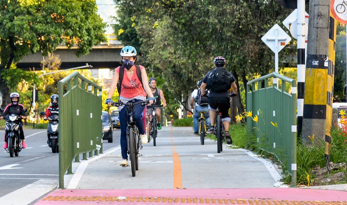 Montar en bicicleta, como práctica deportiva durante el aislamiento, también fue una opción anunciada por el Gobierno Nacional que en el Aburrá no quedó mencionada ni como permitida ni como prohibida.