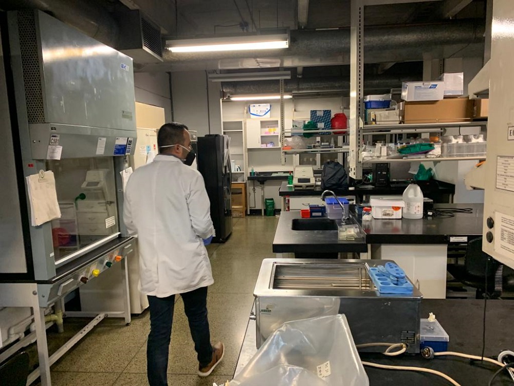 Laboratorio de la Escuela de Microbiología