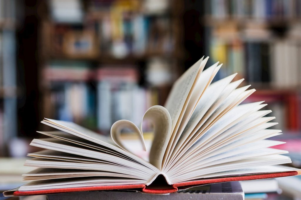 Adopta una librería