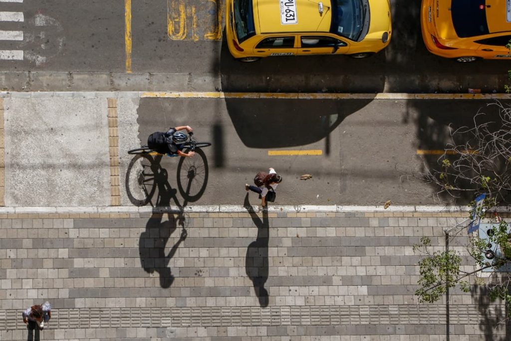 Cambios pequeños en la vocación del transporte de la ciudad, repercuten en la reducción de contaminantes del aire.