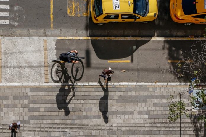 Cambios pequeños en la vocación del transporte de la ciudad, repercuten en la reducción de contaminantes del aire.