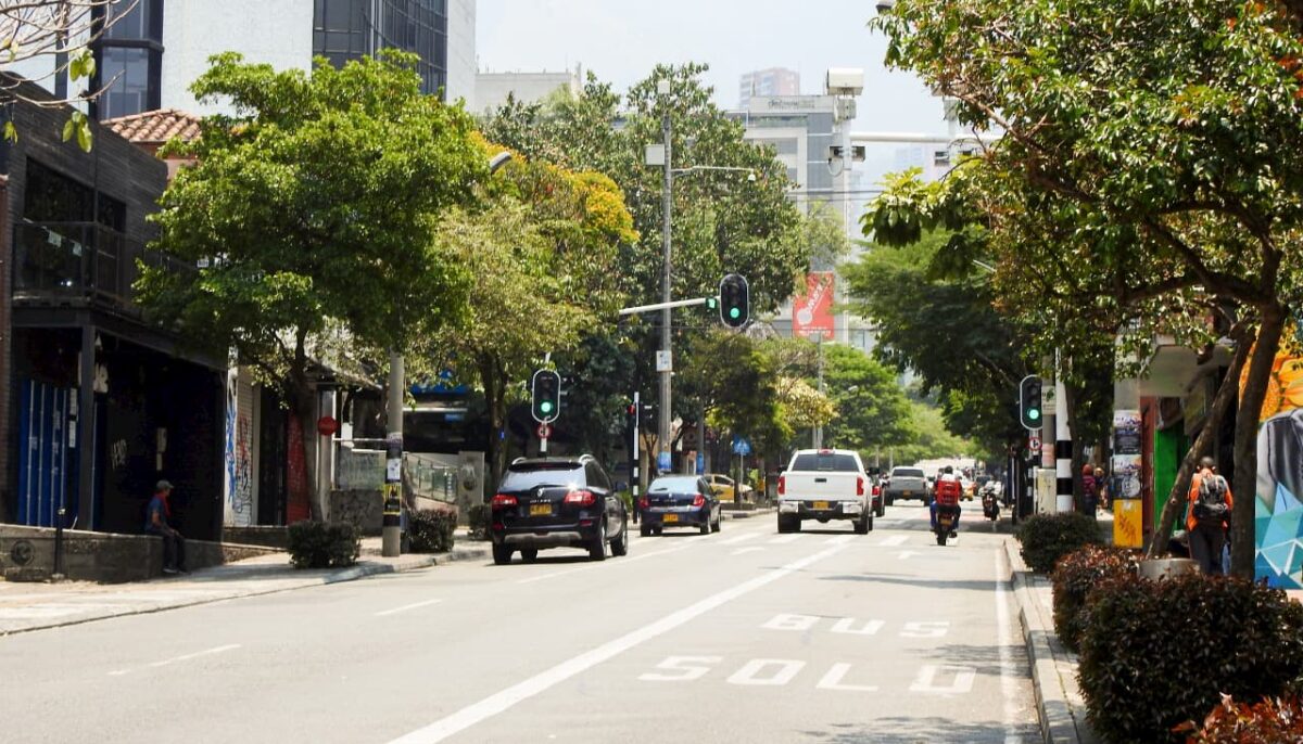 Pico y placa en Medellín para motos y carros este lunes 17 de abril