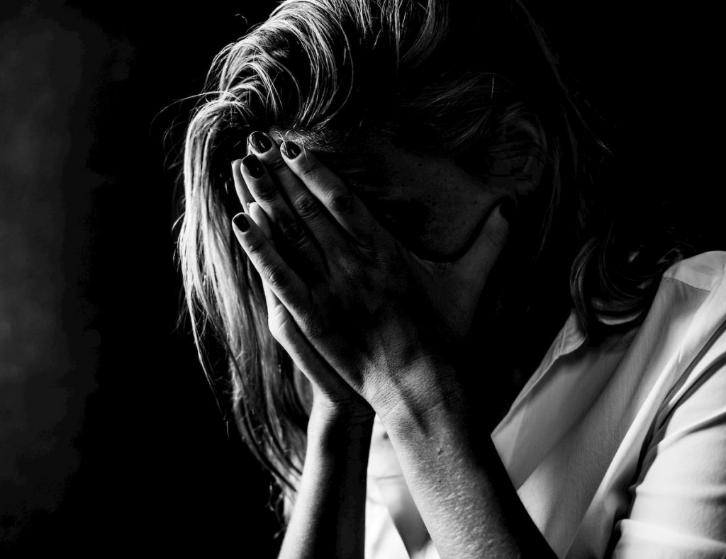 Además de las 408 denuncias por violencia intrafamiliar entre adultos durante la cuarentena, se han reportado 205 casos por violación a los derechos de los menores de edad.