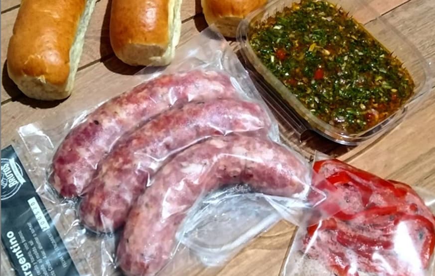 Par de brutos Ahumados y parrilla a domicilio