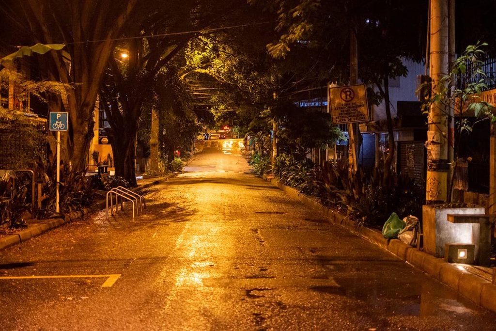 Noche de viernes en el Lleras y Provenza: el silencio de rumba