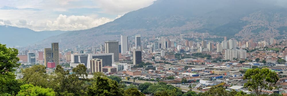casos de COVID-19 en Medellín este sábado 17 de octubre