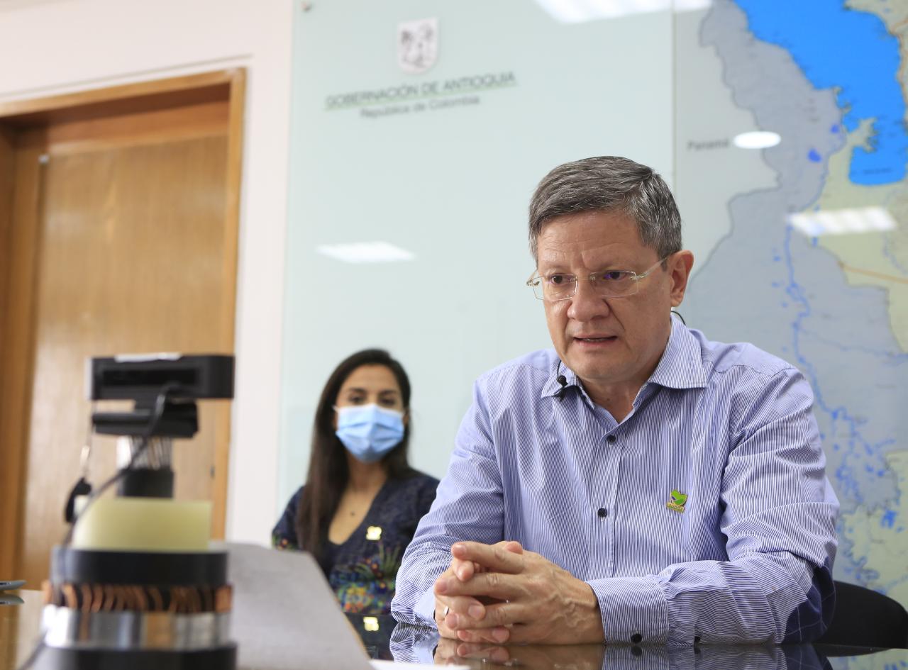 Gobernador de Antioquia, positivo para COVID-19