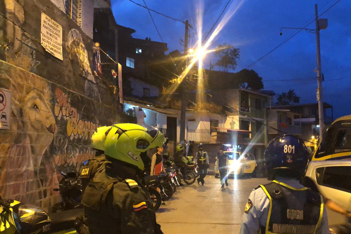 674 comparendos durante el toque de queda en Medellín