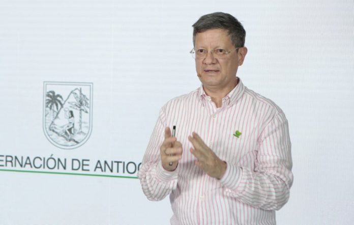 Gobernador de Antioquia Encargado Luis Fernando Suárez