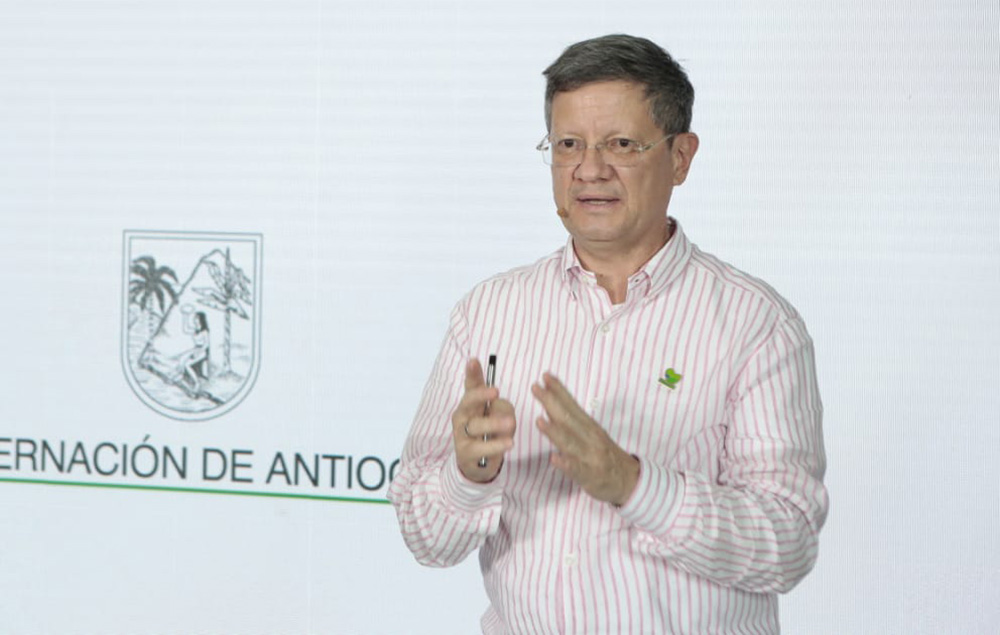 Gobernador de Antioquia Encargado Luis Fernando Suárez
