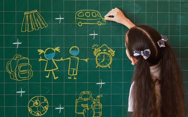 Regreso a clases: entre la virtualidad, la posibilidad de alternancia y el pico de la pandemia
