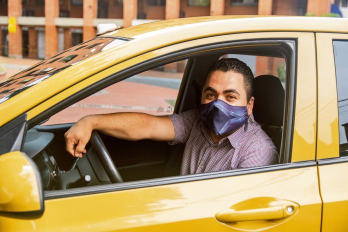El drama de los taxistas en Medellín por el Covid-19