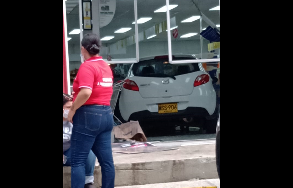 Accidente en D1 de Castropol