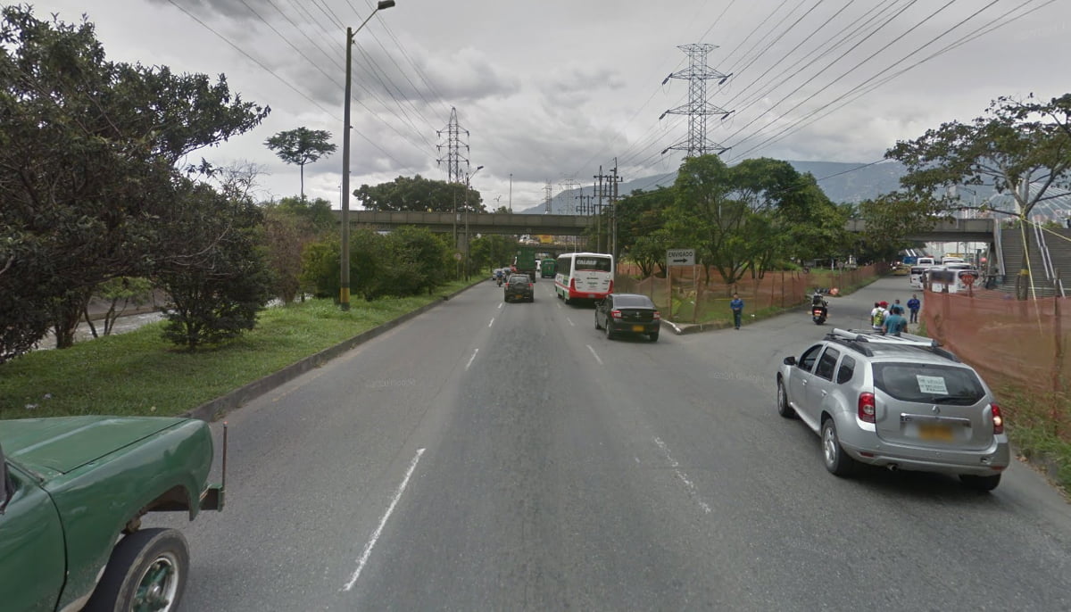 cerró el acceso que de la Regional llevaba hacia Envigado