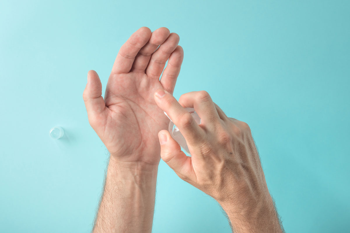 ¡Cuidado! el antibacterial que usa puede contener metanol