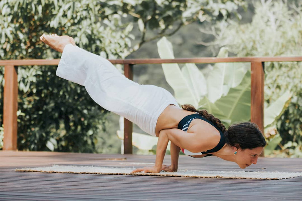 Andrea Fernández de @radhi.yoga
