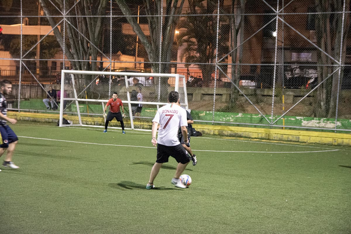 Futbol amateur, canchas públicas, deportes pandemia