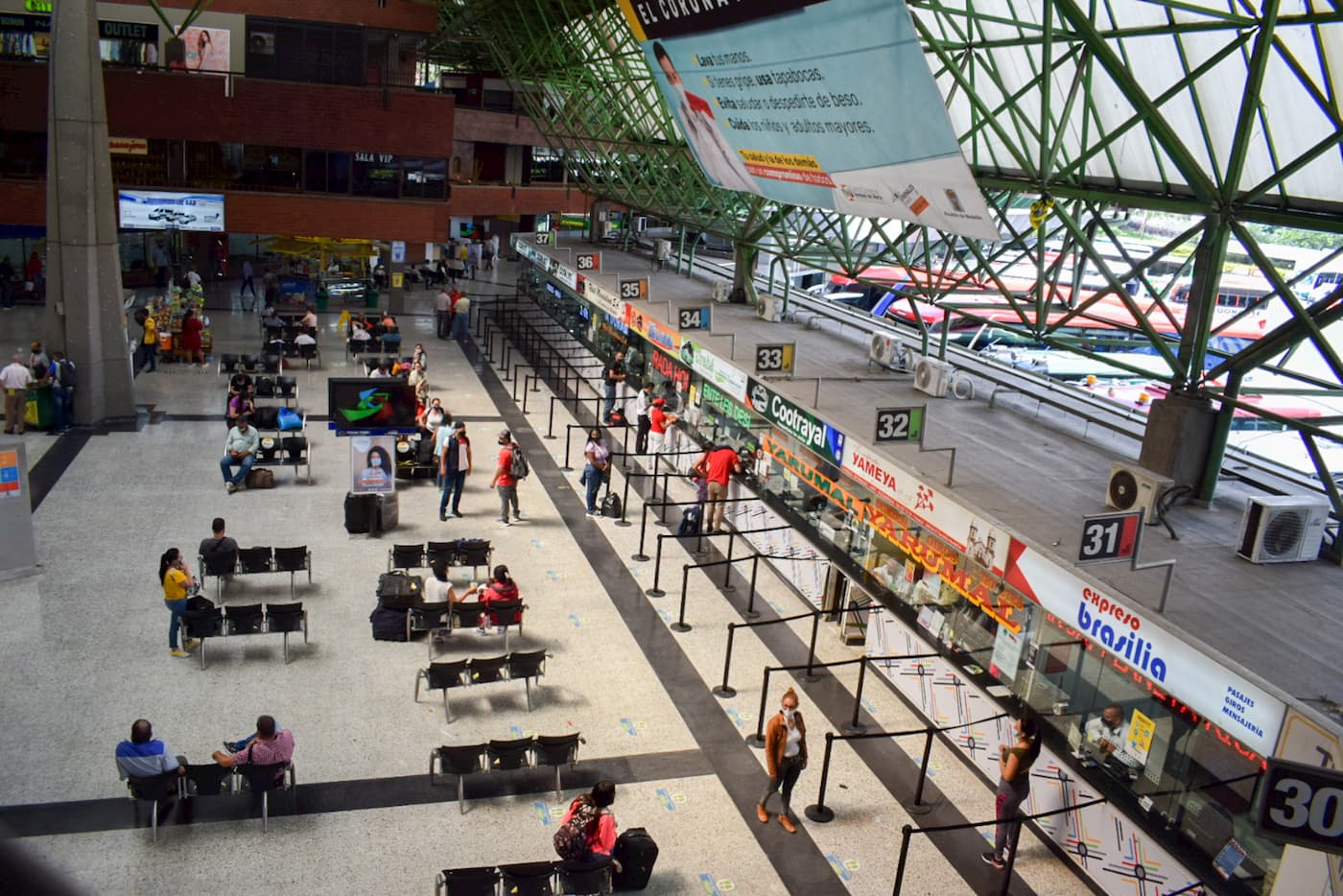 Terminales Medellín modificó su operación por el toque de ...