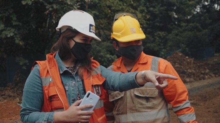 Obras públicas en Medellín generaron más de 50.000 empleos directos en 2020