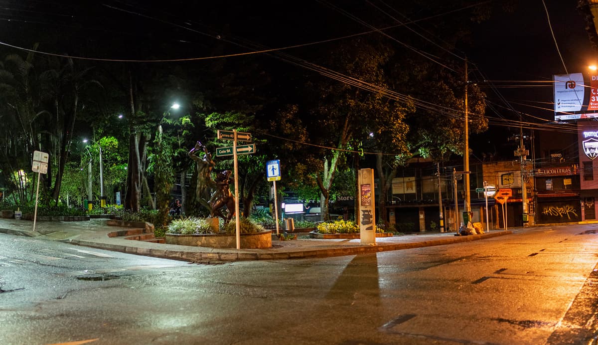 Toque de Queda Nocturno en Medellín