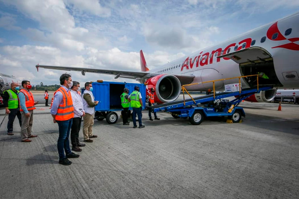 Llegaron las primeras vacunas a Antioquia y Medellín