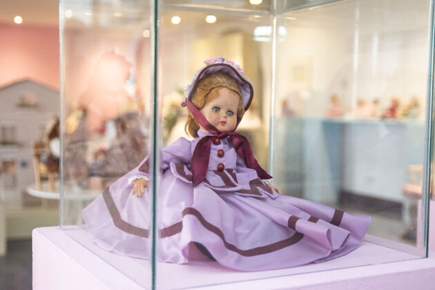 Exposición de muñecas antiguas, en el Museo El Castillo