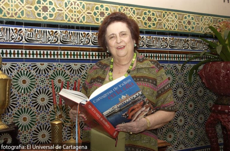 Doña Teresita en la mesa