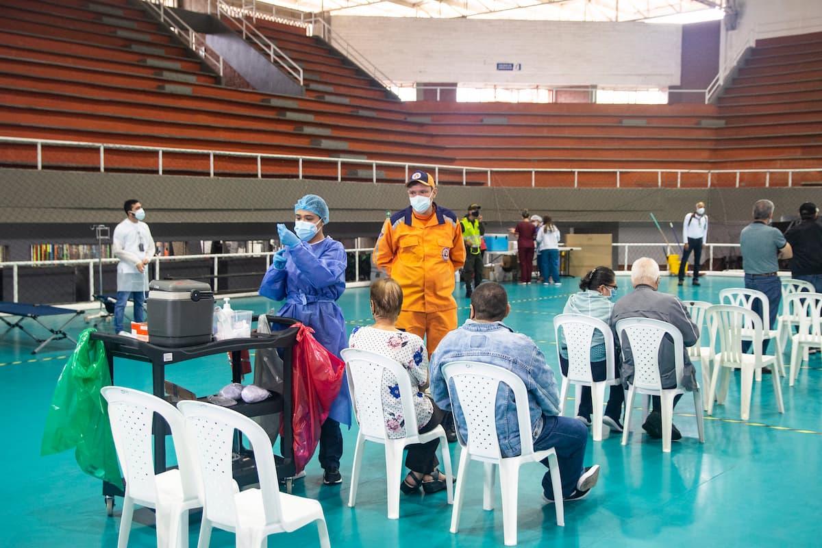 Jornada express de vacunación en Envigado para mayores de 60 años