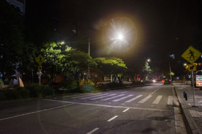 Toque de queda y ley seca se mantienen en Antioquia