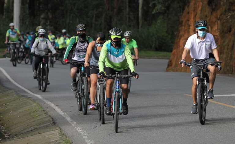 Bicisenderismo en Medellín, un nuevo programa del INDER